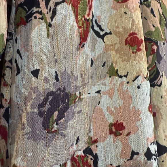 Astr Floral Cindy Puff Sleeve Mini Dress - Picture 12 of 13